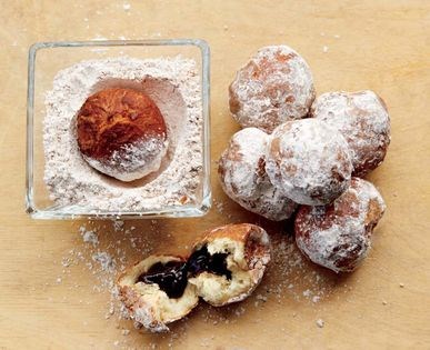 Chocolate stuffed beignets