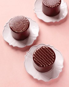 Chocolate swirl mini cakes