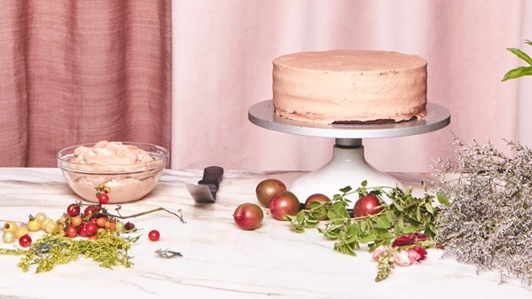 Chocolate Swiss meringue buttercream