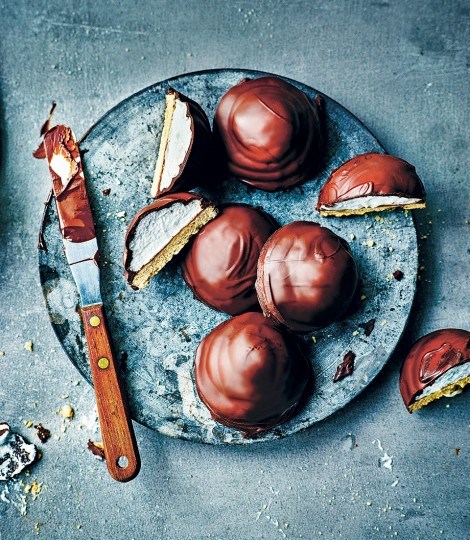 Chocolate teacakes