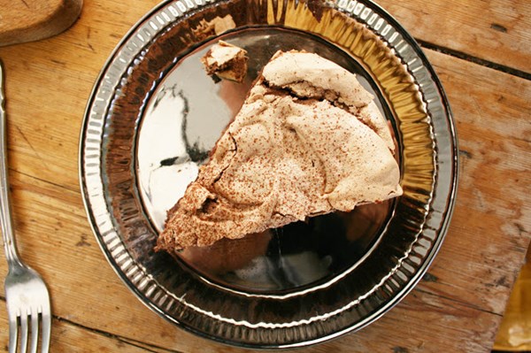 Chocolate truffle meringue pie