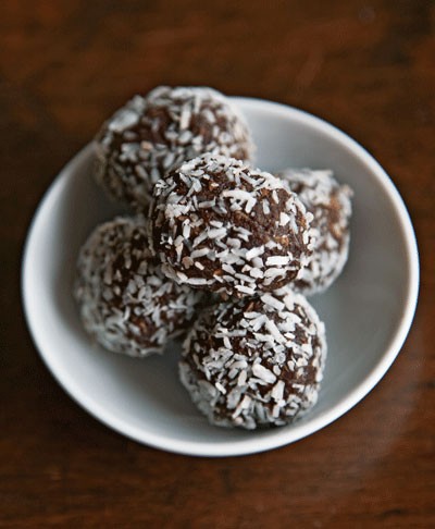 Chocolate truffles (Kokosbollar)
