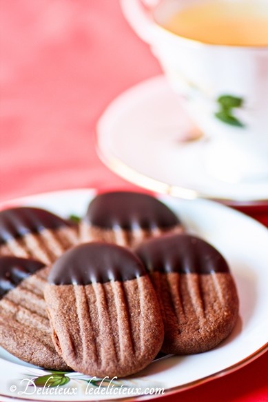Chocolate Viennese fingers