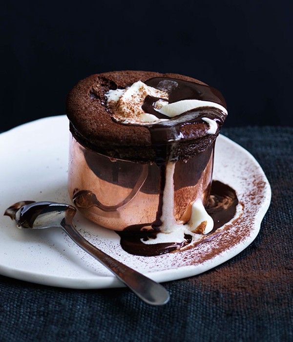 Chocolate whisky soufflé
