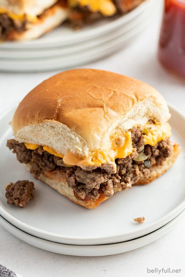 Chopped cheeseburger sliders