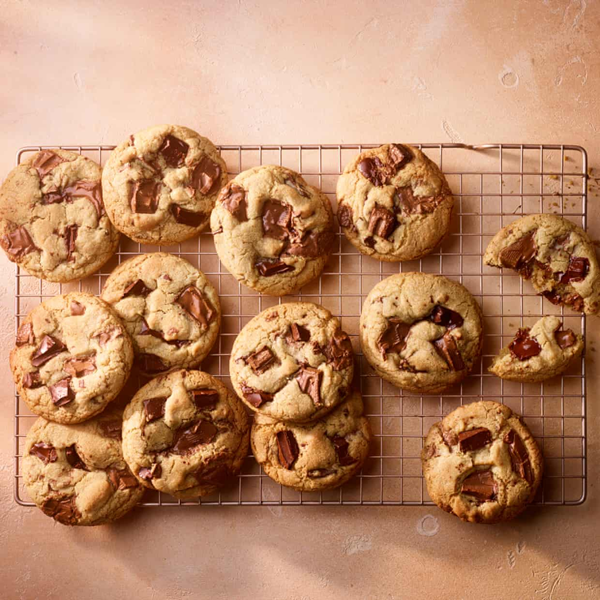 Chopped chocolate cookies