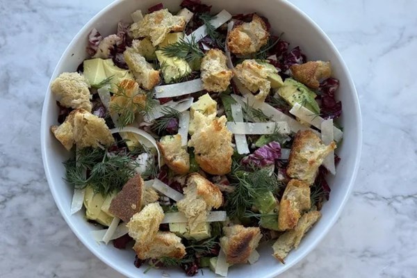Chopped radicchio salad with sourdough croutons 