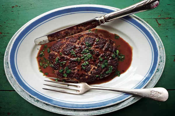 Chopped steak marchand de vin