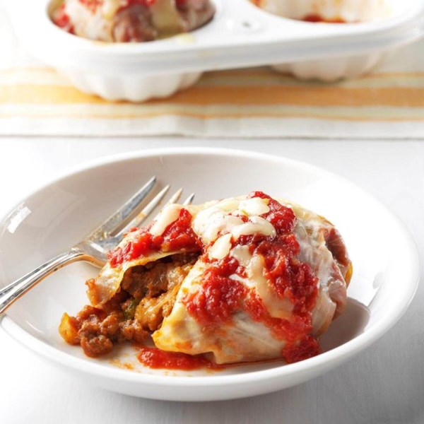 Chorizo & chipotle stuffed cabbage cups