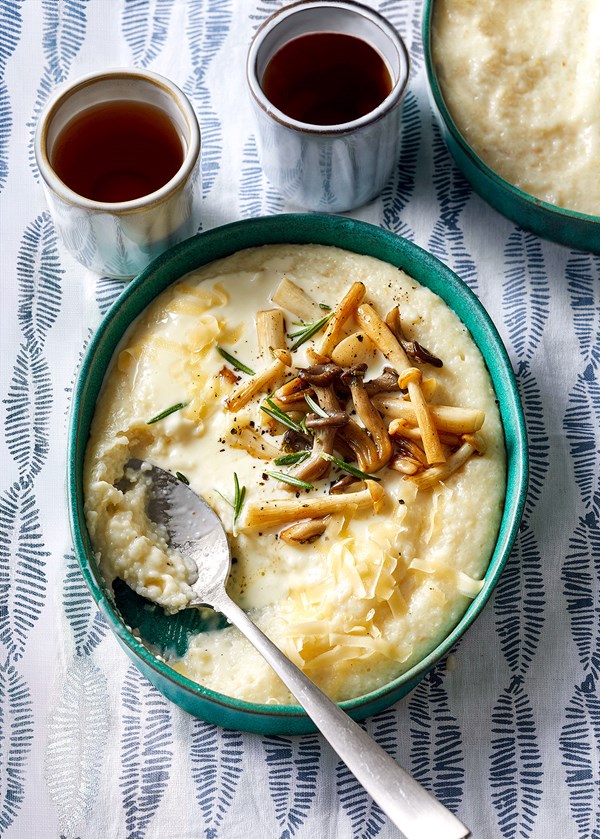 Chorizo grits bowl