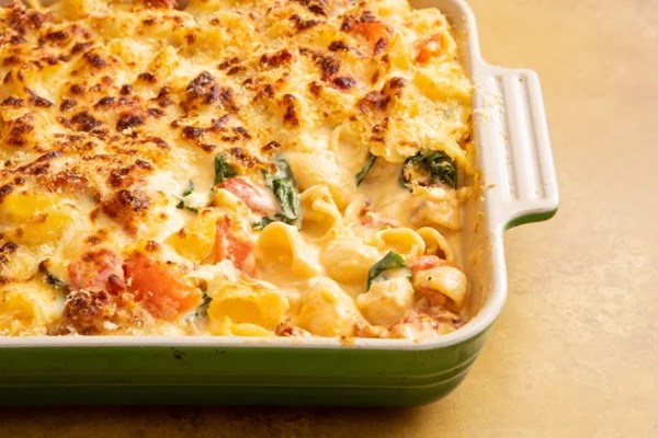 Chorizo, red pepper and basil macaroni cheese
