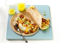 Chorizo y papas breakfast burritos