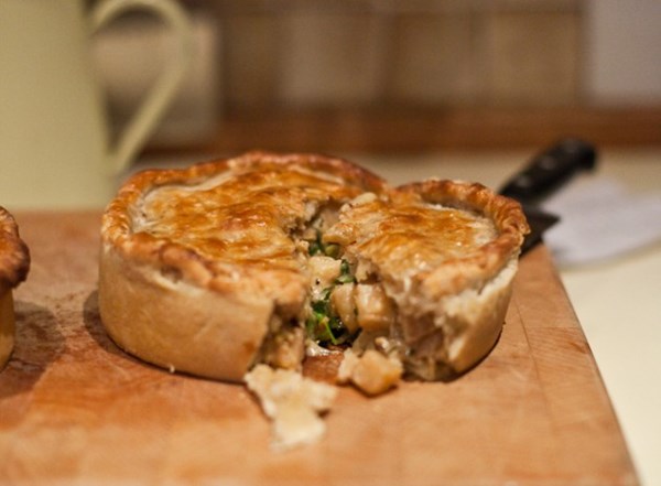 Christingle pies