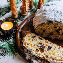 Christmas bread with dried fruit (Christbrot)