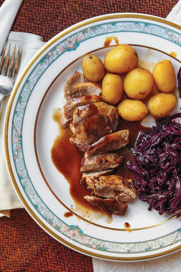 Christmas grouse with berry sauce (Jólarjúpa með berjasósu)