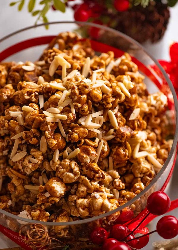 Christmas popcorn candy