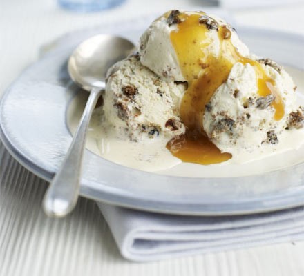 Christmas pud ice cream