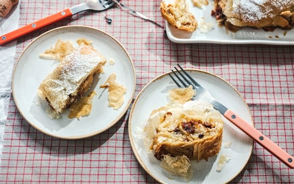 Christmas pudding, apple and cranberry strudel 