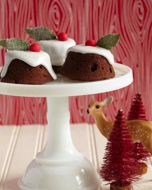 Christmas pudding cupcake