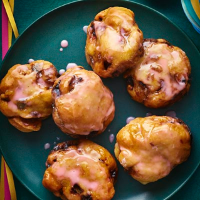 Christmas pudding doughnuts