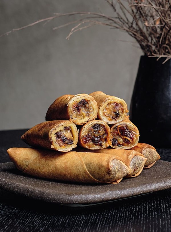 Christmas spring rolls