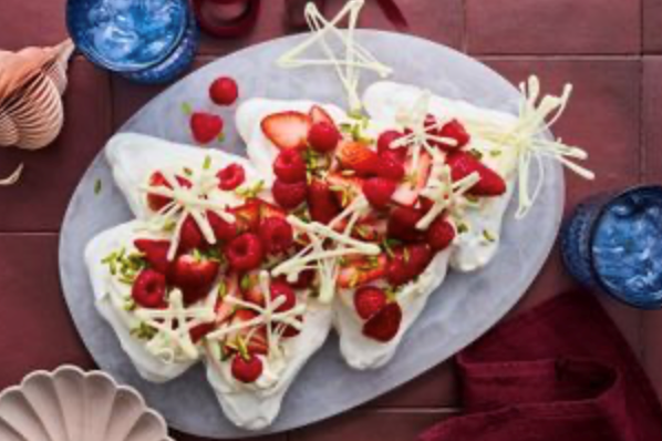 Christmas tree Pavlova