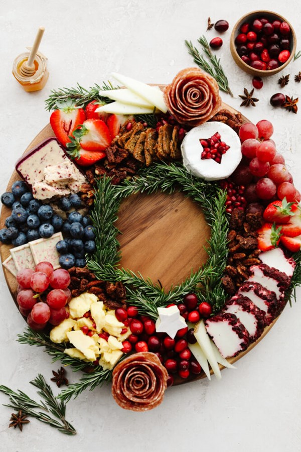 Christmas wreath charcuterie board