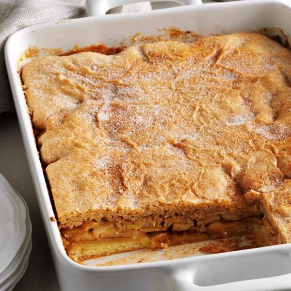 Chunky apple-cinnamon cake