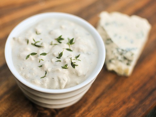 Chunky blue cheese burger sauce