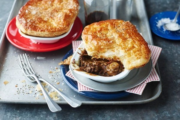 Chunky steak, mushroom and Guinness pie