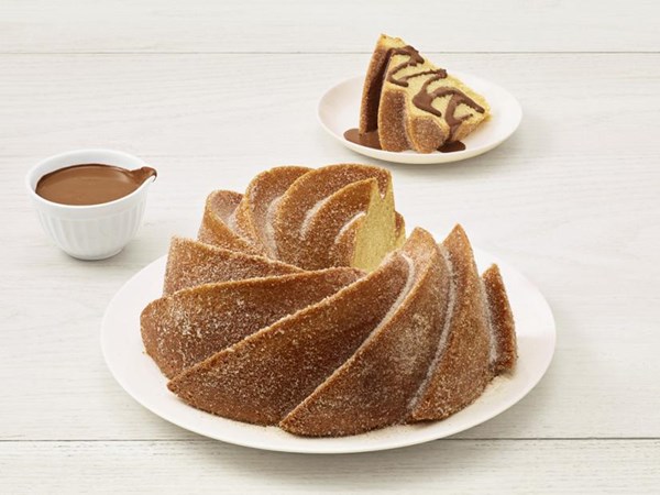 Churro cake with spiced chocolate sauce