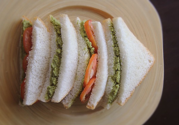 Chutney sandwiches