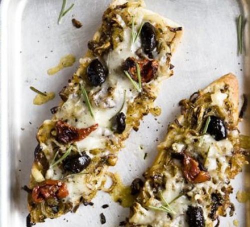 Ciabatta pizzas with sticky onions