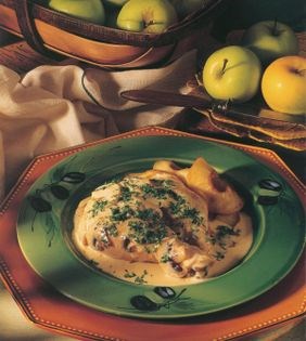 Cider apple chicken with mushroom sauce