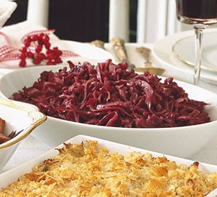Cider-braised red cabbage