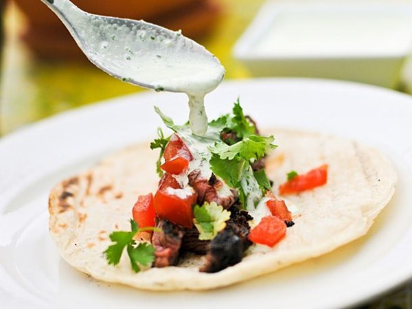 Cilantro cream 