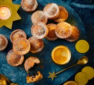 Cinnamon & apple doughnut muffins