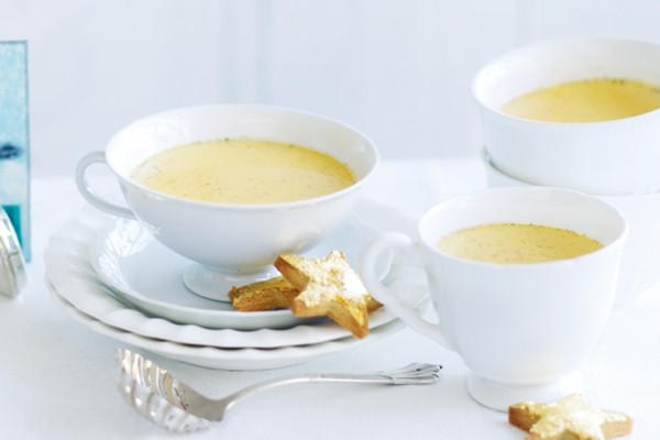 Cinnamon & vanilla blancmange