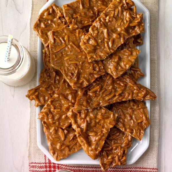Cinnamon almond brittle
