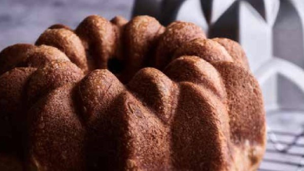 Cinnamon and raisin enriched bundt pan bake