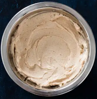 Cinnamon and sugar cream cheese spread