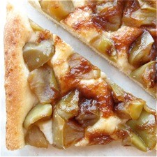 Cinnamon-apple flatbread