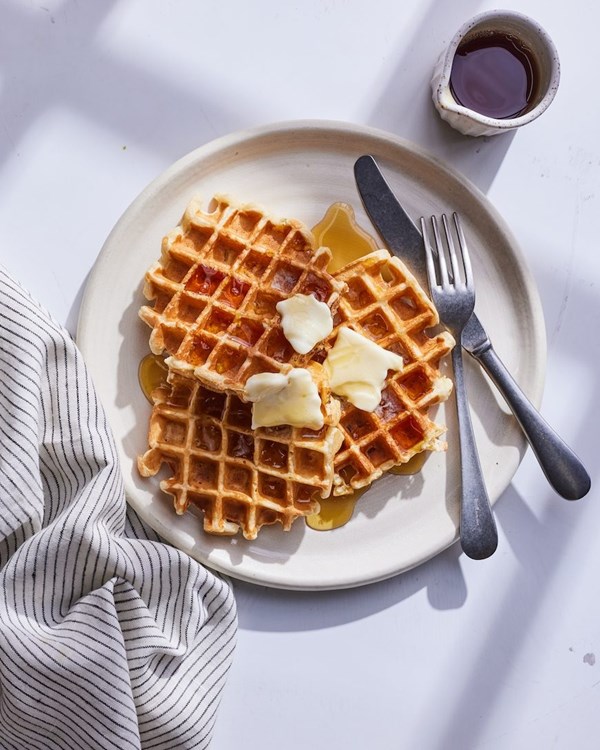 Cinnamon apple Greek yogurt waffles