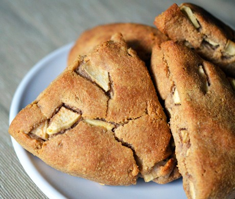 Cinnamon apple scones