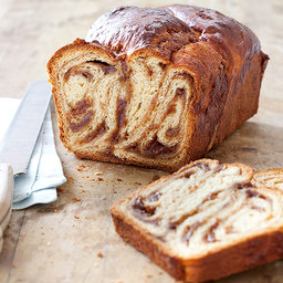 Cinnamon babka