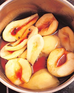 Cinnamon baked pears