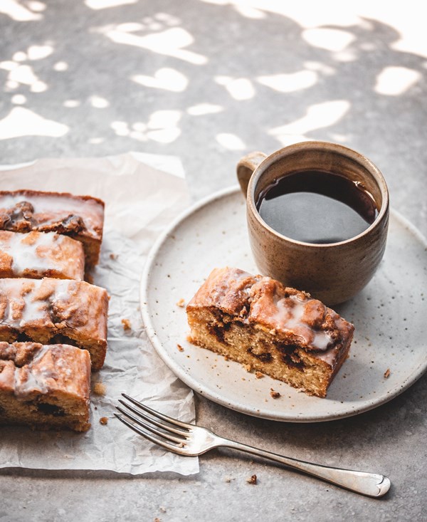 Cinnamon bun slices