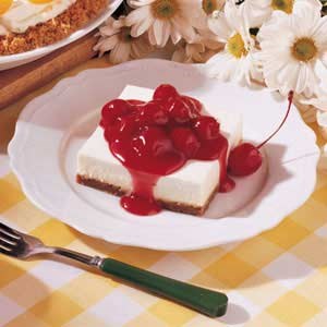 Cinnamon cherry cheesecake squares