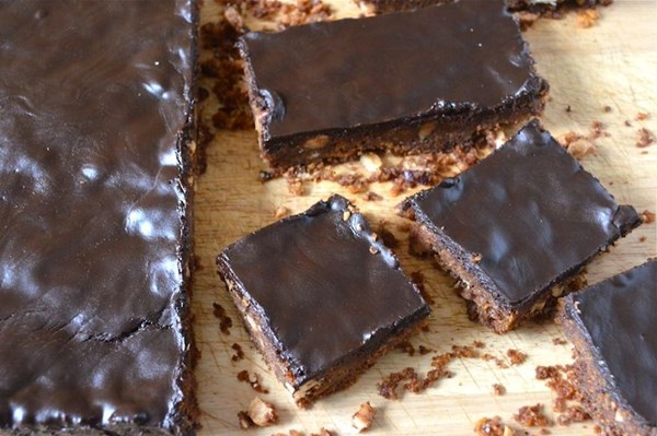 Cinnamon coconut chocolate crunch