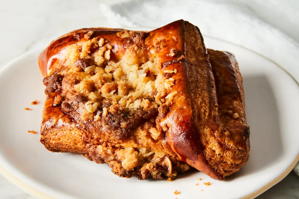 Cinnamon crumb Danish